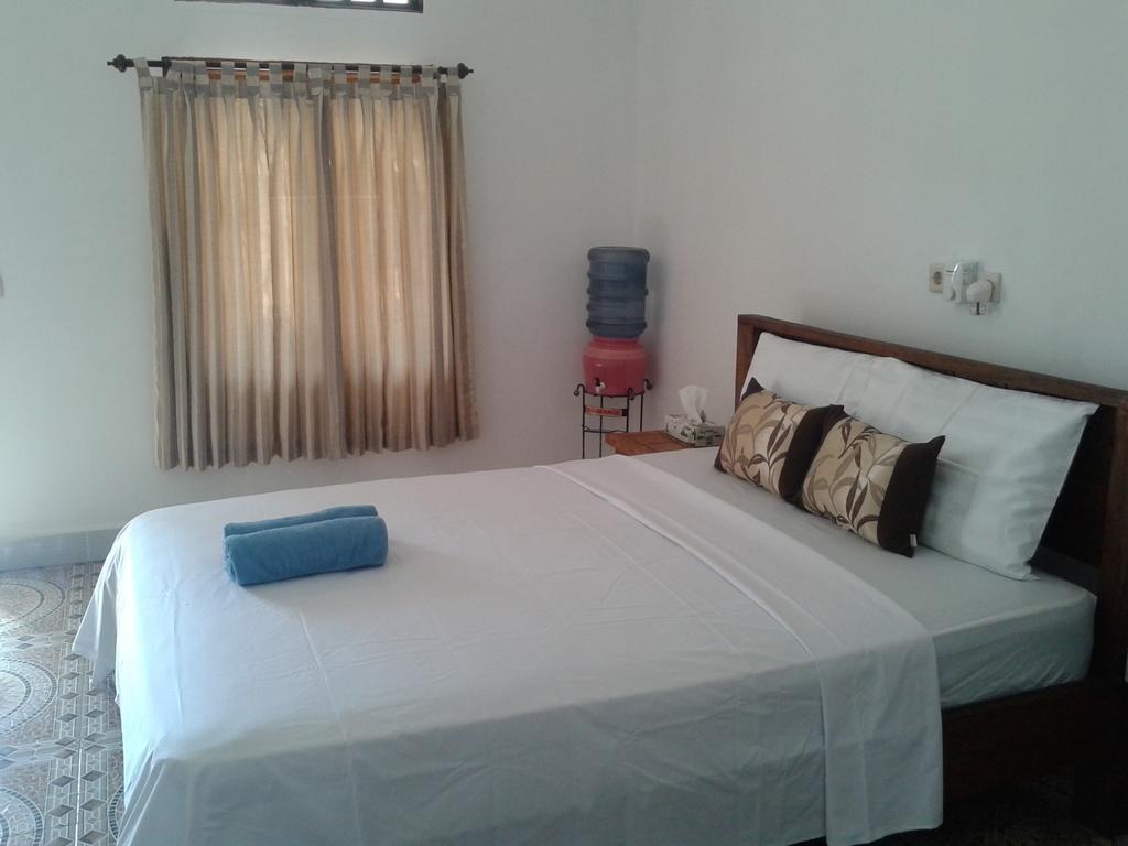 Putri Homestay ギリ島 部屋 写真