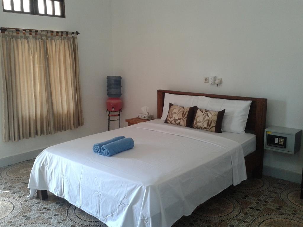 Putri Homestay ギリ島 部屋 写真